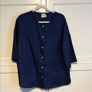 Beaton linen top